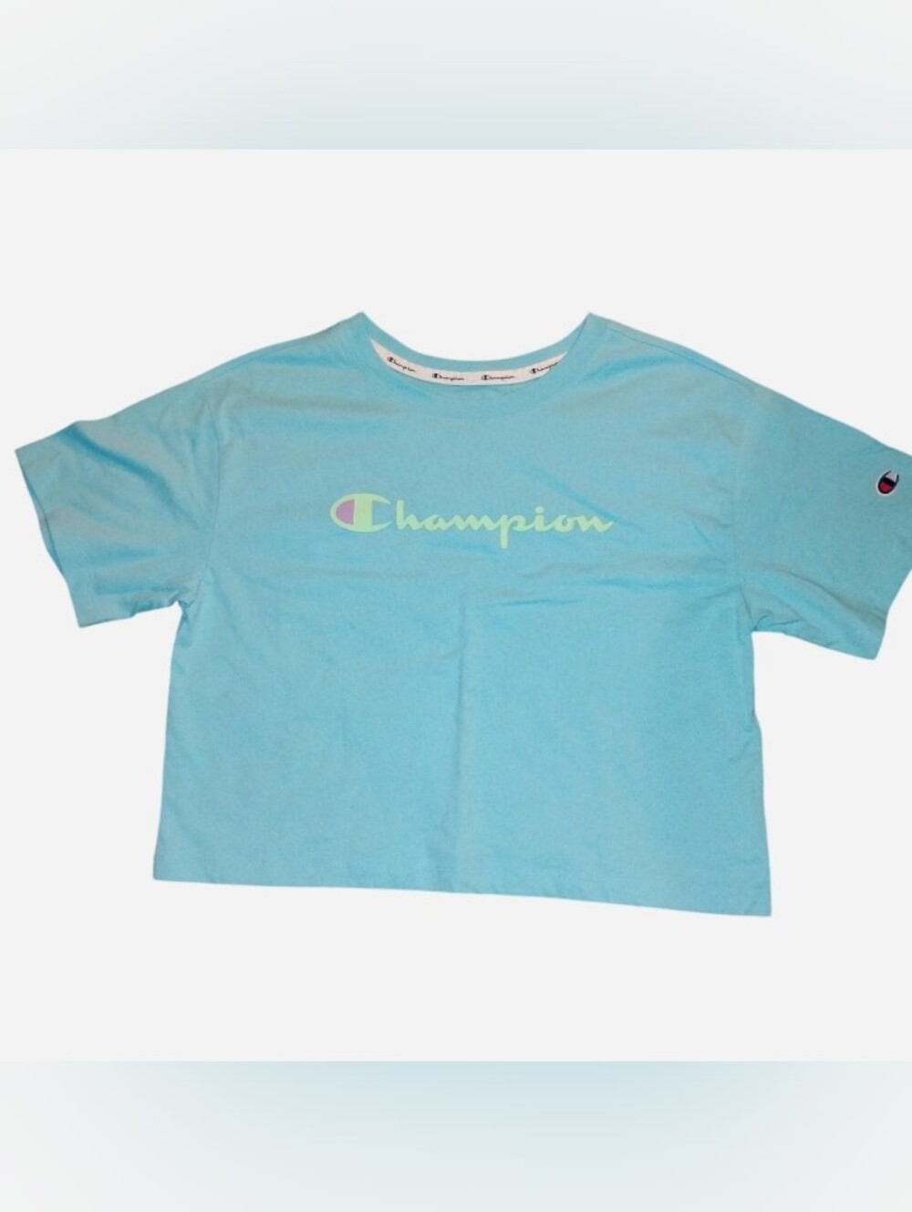 Champion Women’s Aqua Blue Cropped Graphic T-Shirt Logo Size Medium